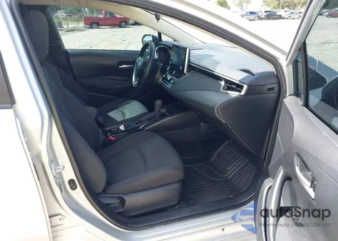 2021 Toyota Corolla Le z USA, uszkodzony, nr VIN 5YFEPMAE5MP244855